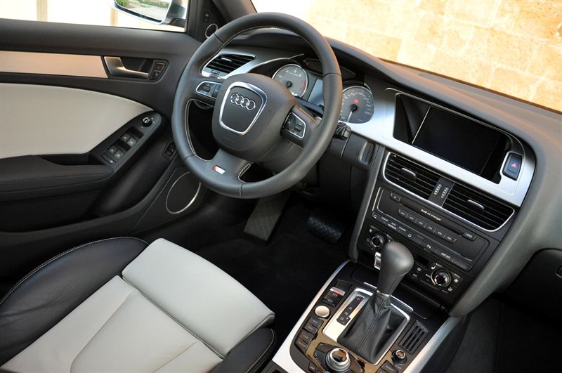  - Audi S4 2009