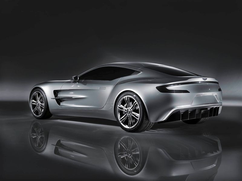  - Aston Martin One-77