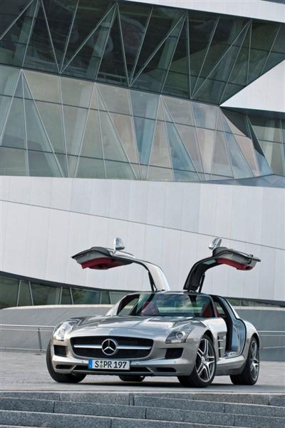  - Mercedes SLS