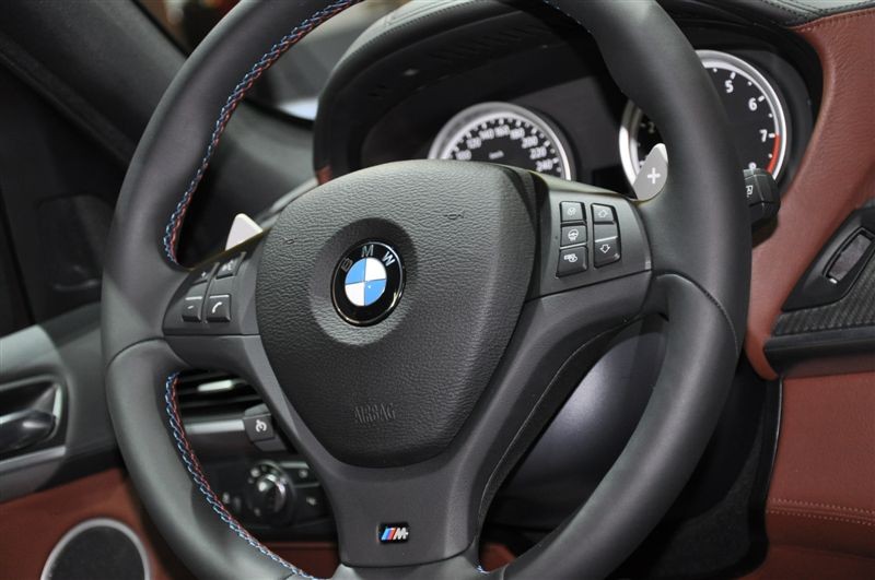  - BMW X6M