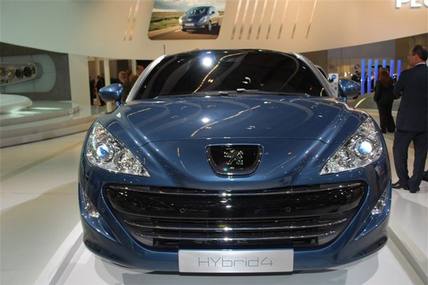  - Peugeot RCZ Hybrid4