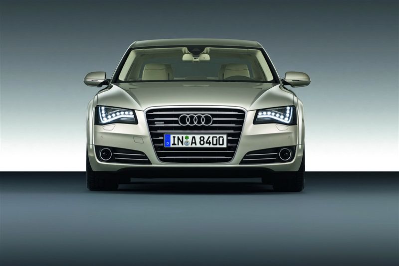  - Audi A8 (2010)