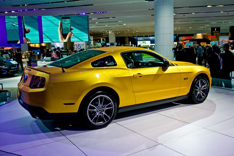  - Ford Mustang 2010