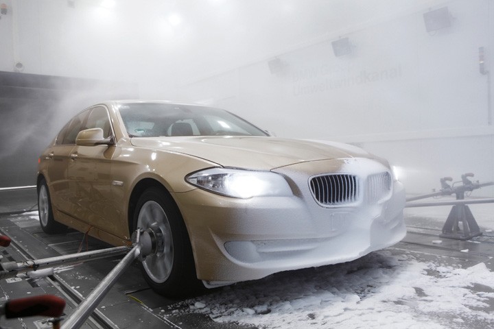  - Visite du centre dessais énergie et environnement BMW