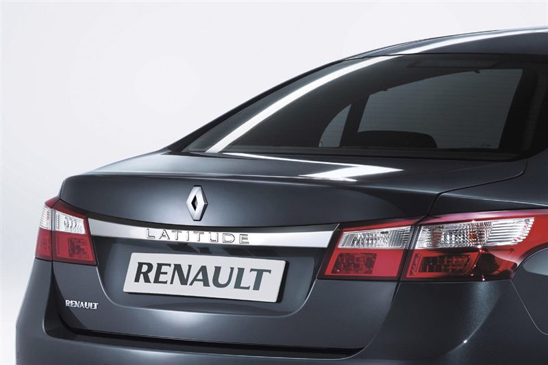  - Renault Latitude