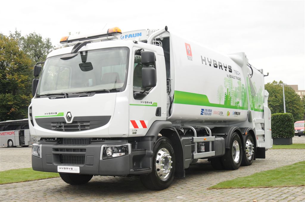  - Utilitaires hybrides Renault Trucks