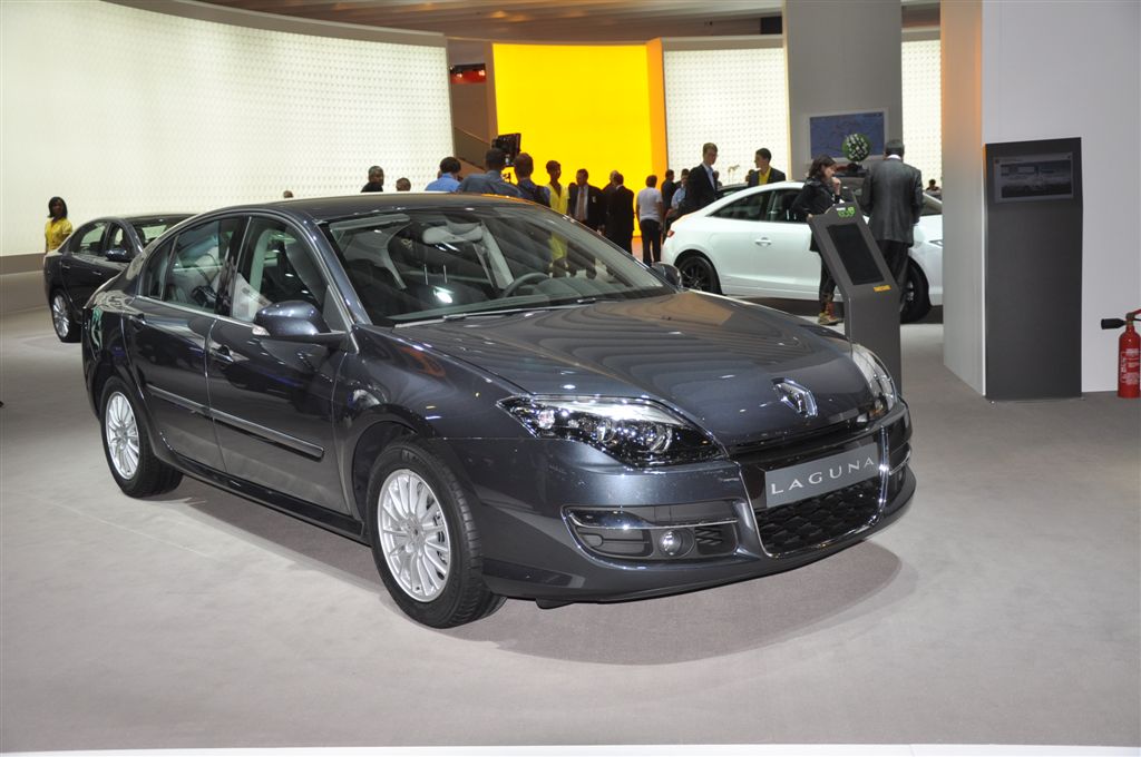 - Renault Laguna restylée