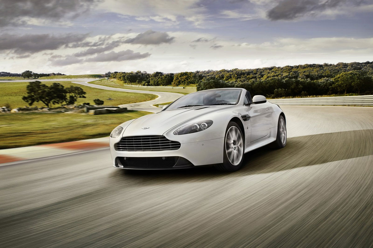  - Aston Martin V8 Vantage S