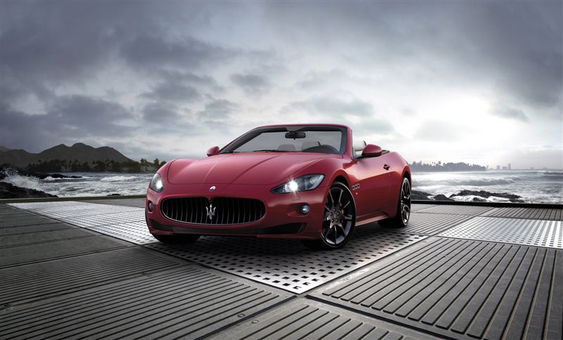  - Maserati Gran Cabrio 2011