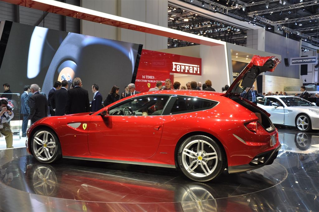  - Ferrari FF