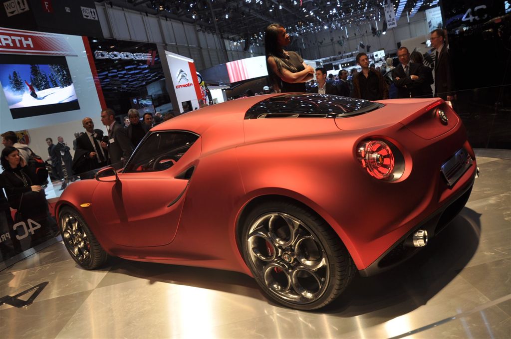  - Alfa Romeo 4C Concept
