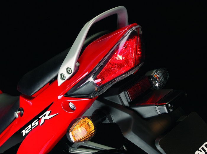  - Honda CBR 125 R : pour apprenti pilote