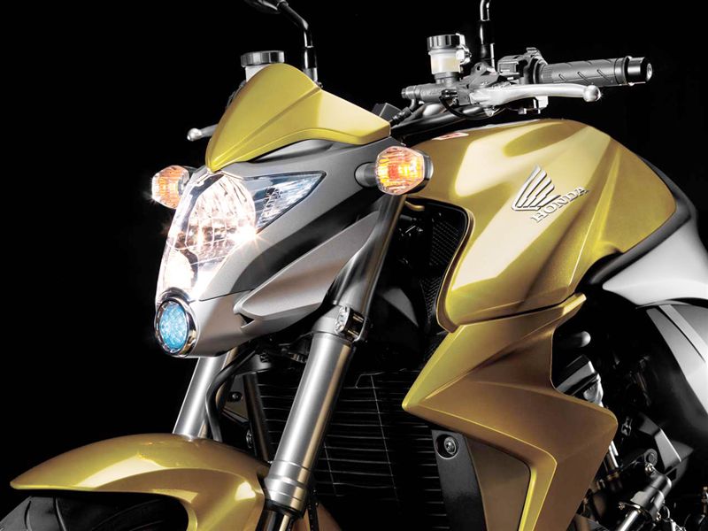  - Honda CB 1000 R : le roadster musclé