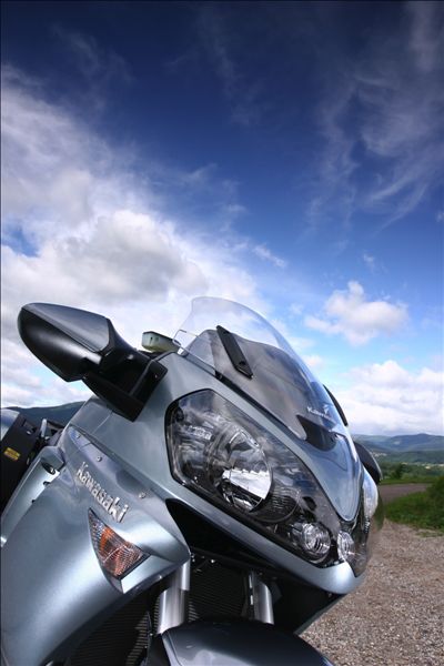  - Kawasaki GTR 1400 : la Yamaha FJR a du souci à se faire