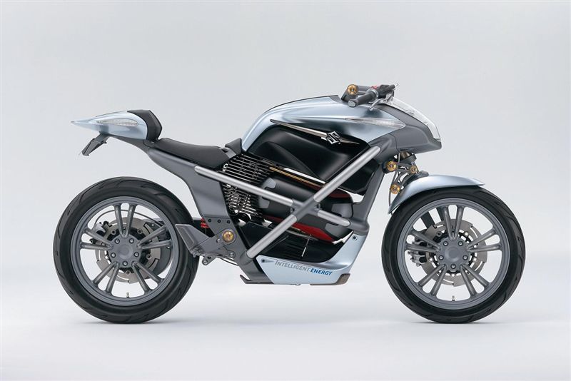  - Suzuki Crosscage : prototype roulant
