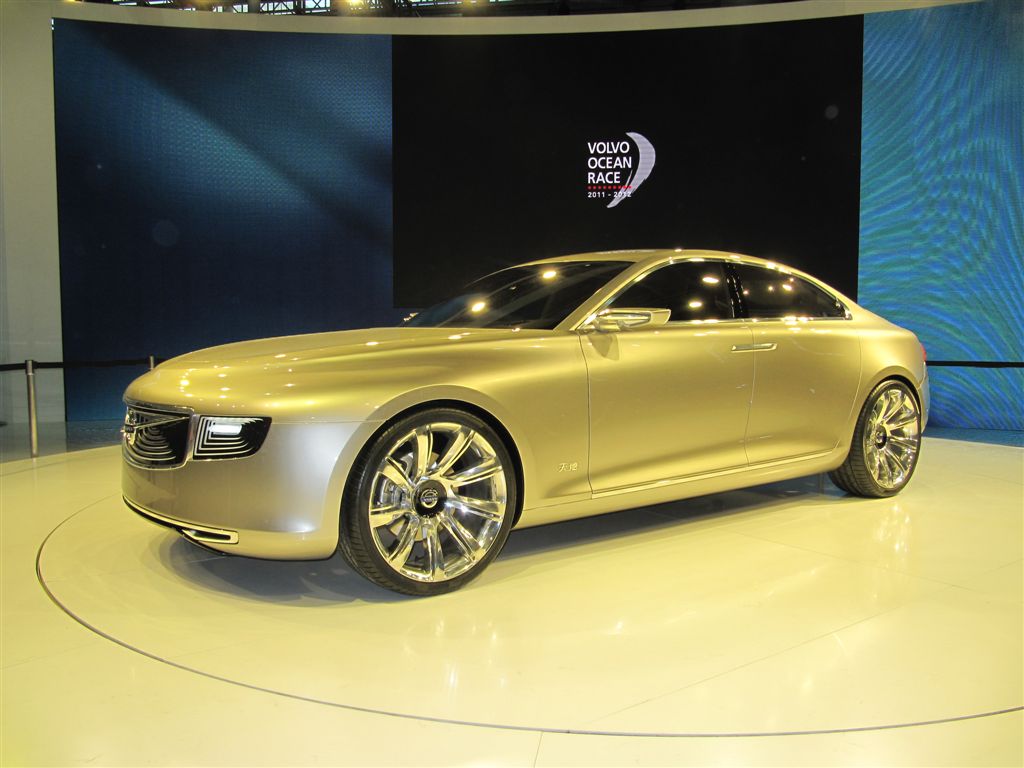  - Volvo concept Universe Shanghai