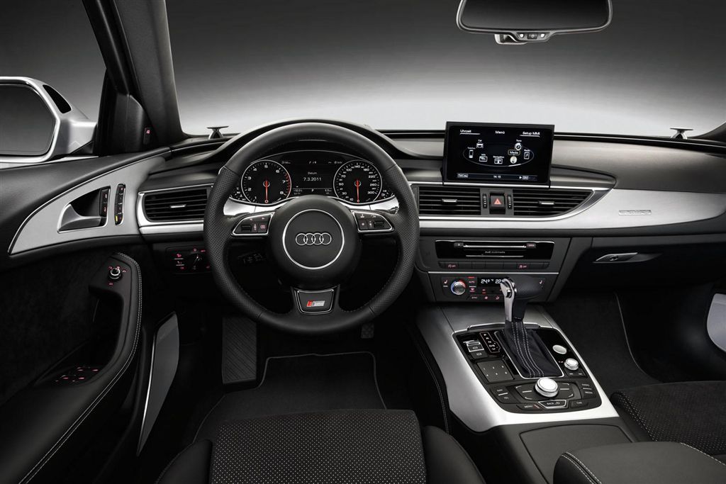  - Audi A6 Avant 2011