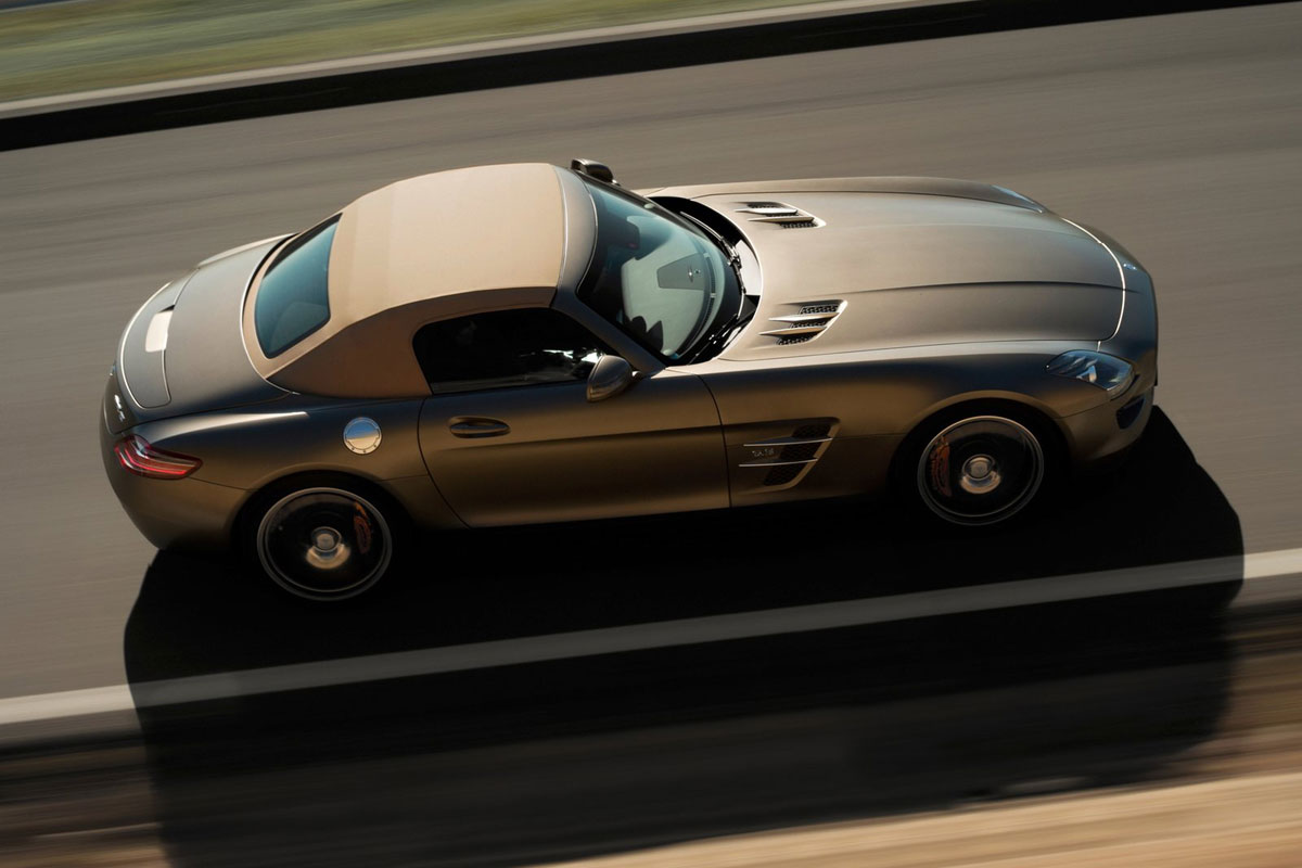  - Mercedes SLS AMG Roadster