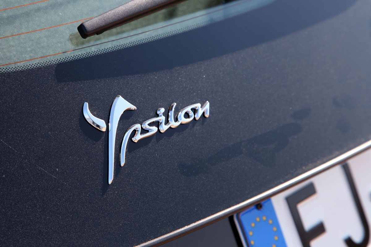  - Lancia Ypsilon 2011 1.2 69 ch