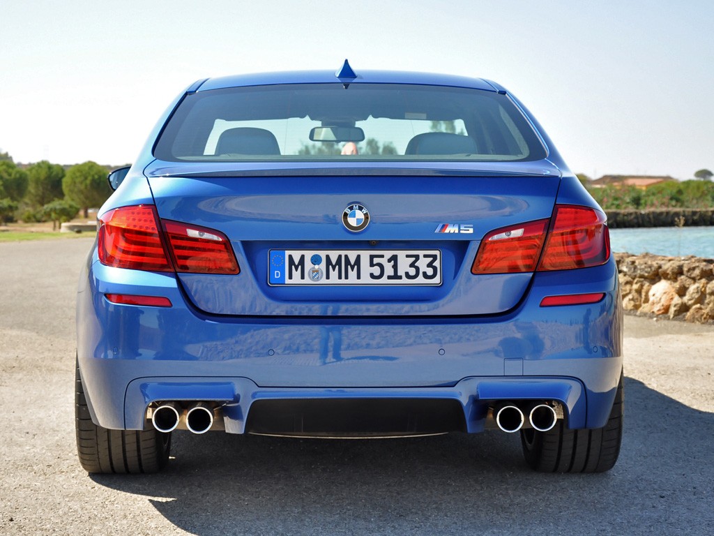  - BMW M5 (F10)