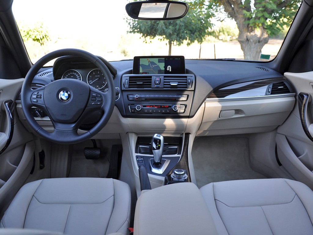  - BMW 120d Lounge Plus