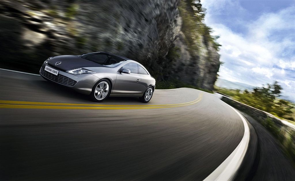  - Renault Laguna Coupe restylee