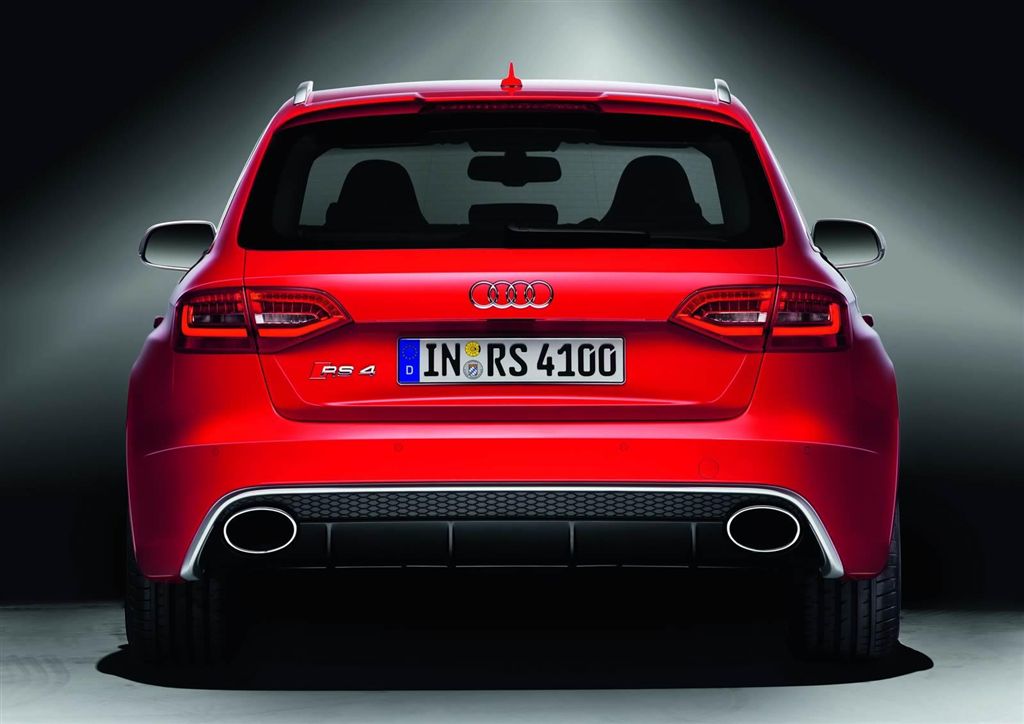  - Audi RS4 B8