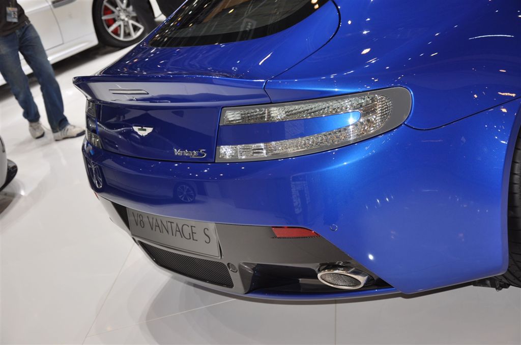  - Aston Martin V8 Vantage S