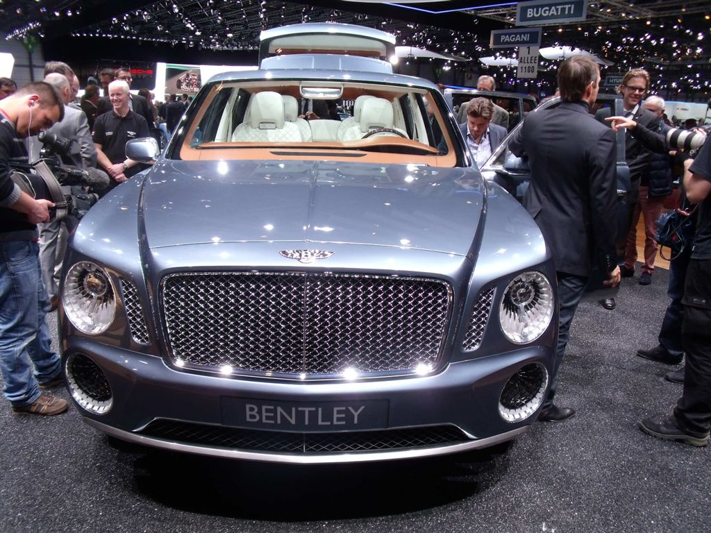  - Bentley EXP 9 F