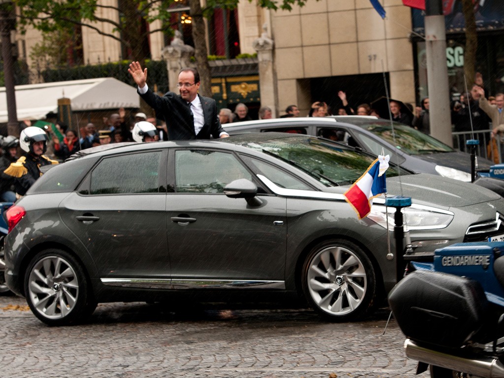  - Citroën DS5 Hy4 Présidentielle