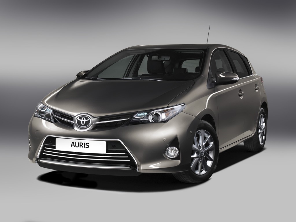  - Toyota Auris 2013