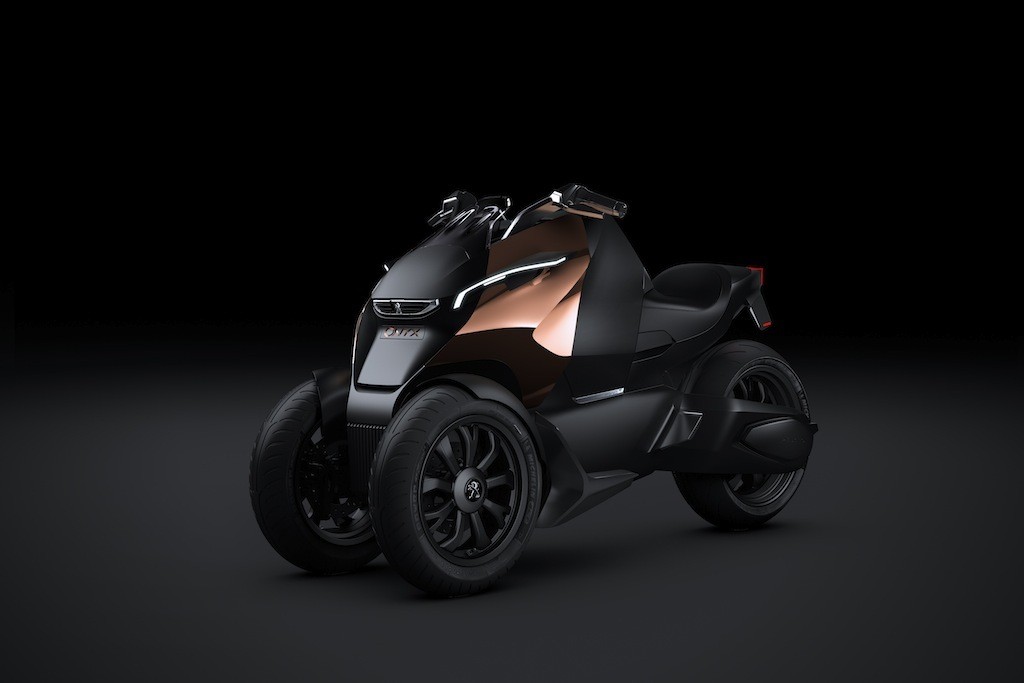  - Peugeot Onyx bike et scooter