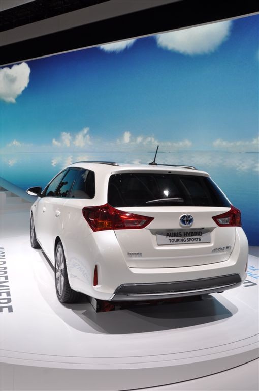  - Toyota Auris Hybrid Touring Sports