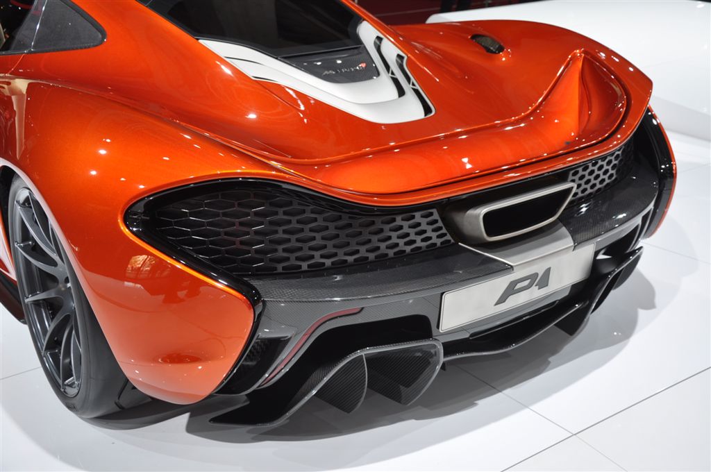  - McLaren P1