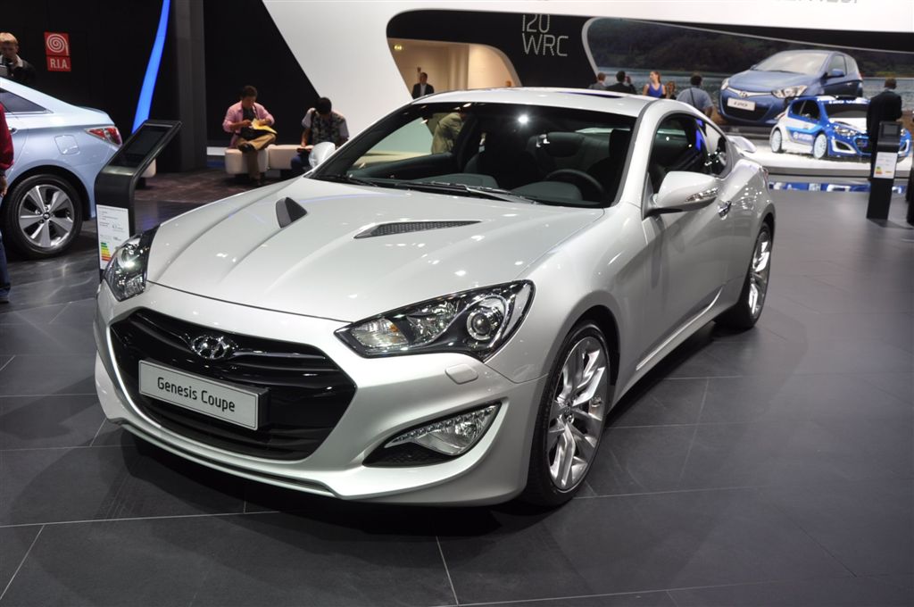  - Hyundai Genesis Coupe 2013