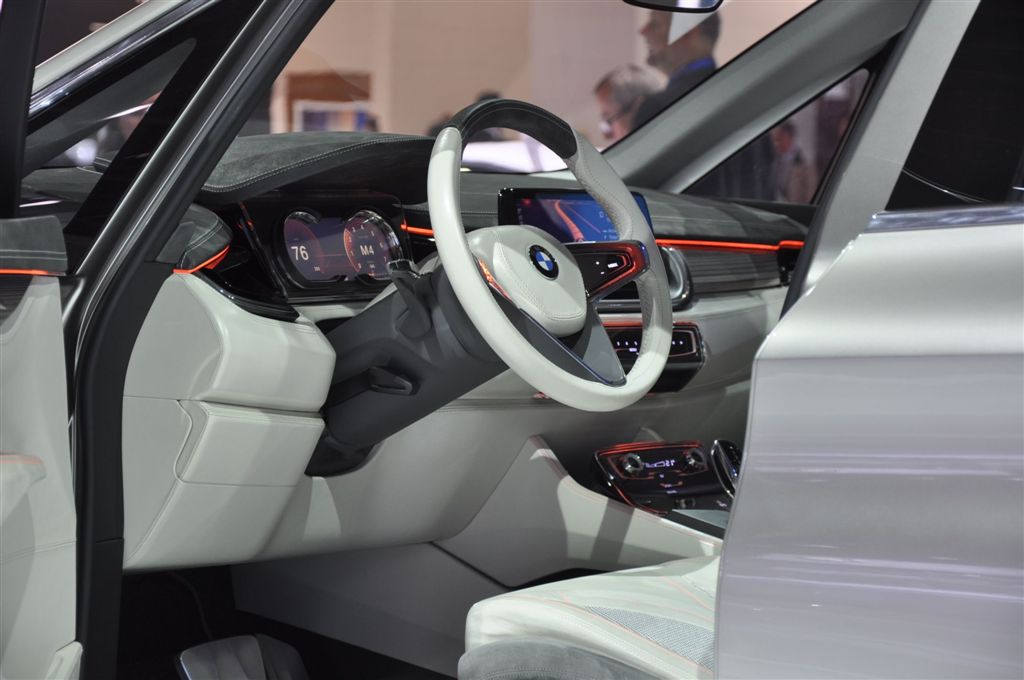  - BMW Active Tourer concept