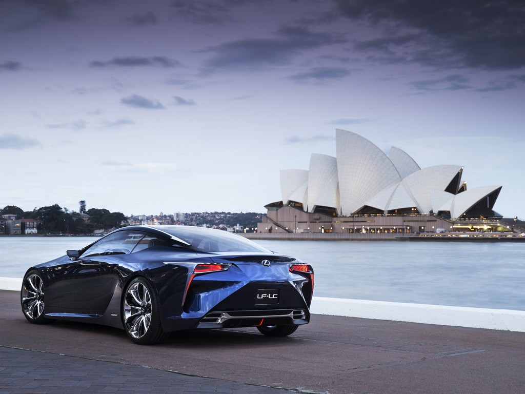  - Lexus LF-LC Concept bleu