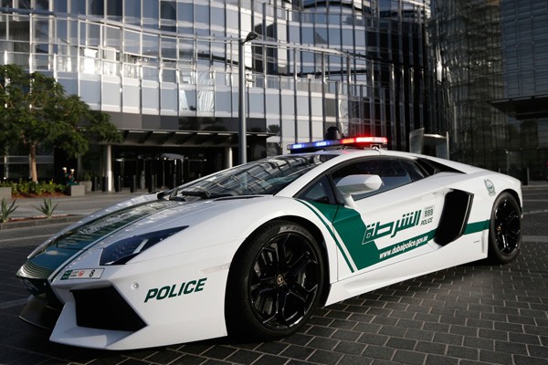  - Les véhicules d'intervention de la police de Dubaï