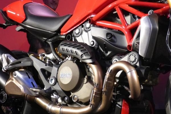  - Ducati Monster 1200