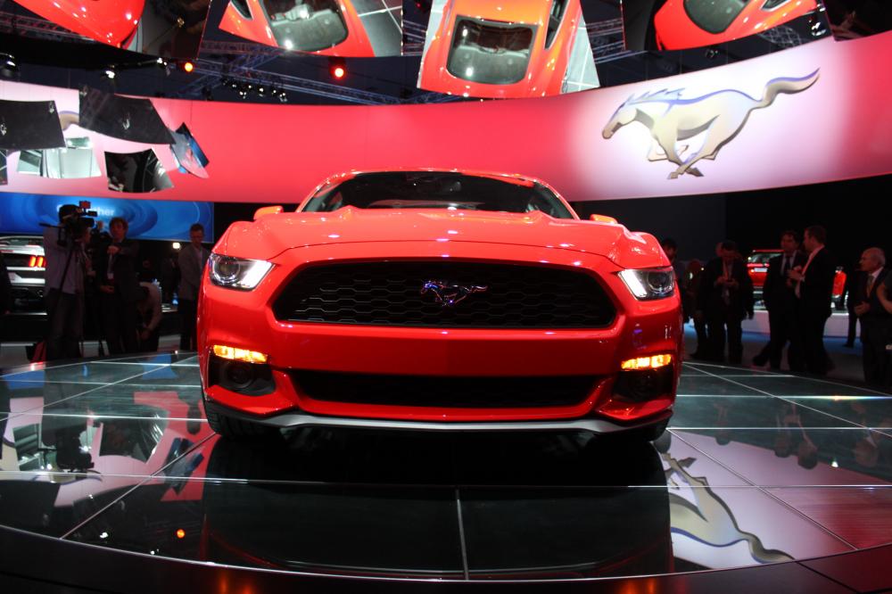  - Ford Mustang coupé 2014