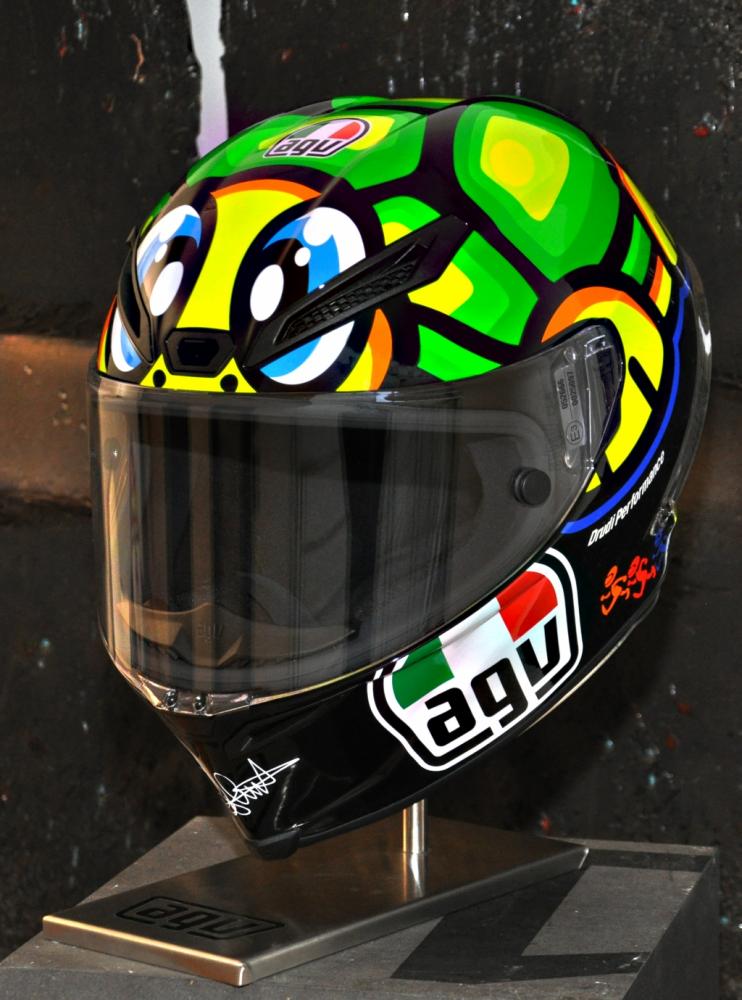  - Le casque de Rossi AGV CORSA ”TARTARUGA MUGELLO 2013” édition limitée est en vente