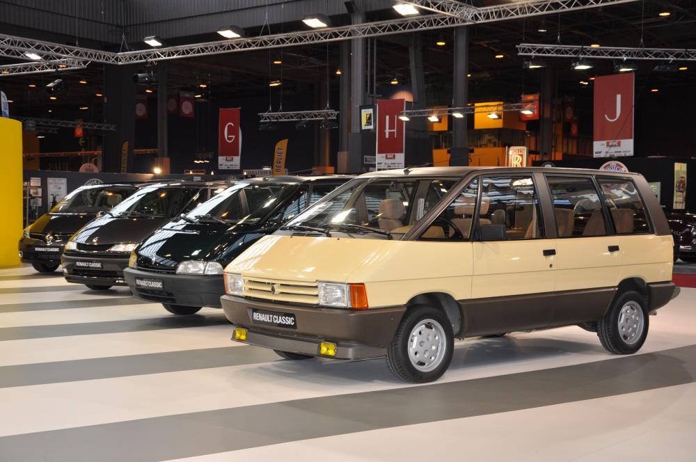  - Triple anniversaire chez Renault à Rétromobile