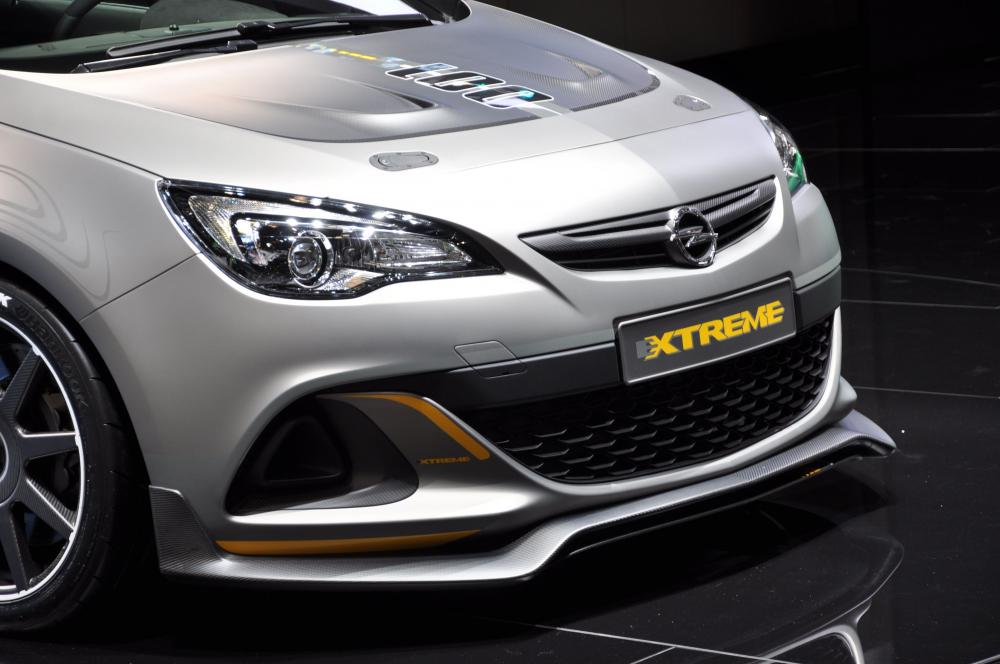  - Opel Astra OPC Extreme