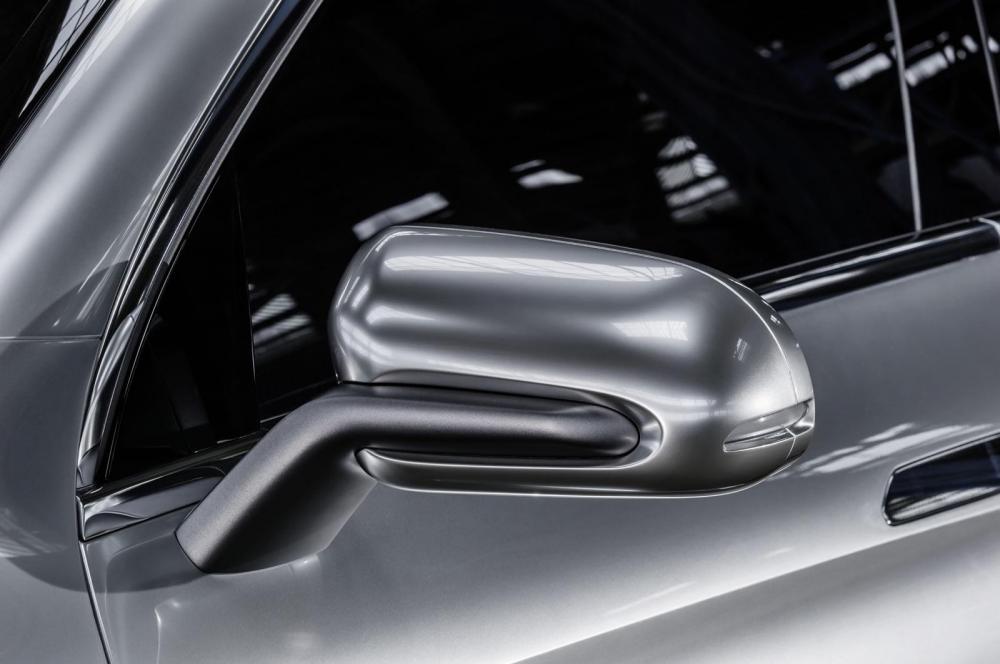  - Mercedes Concept Coupé SUV