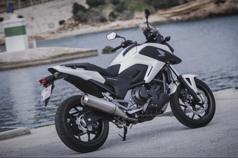 NC 700X é a nova moto 'crossover' da Honda - BlogAuto