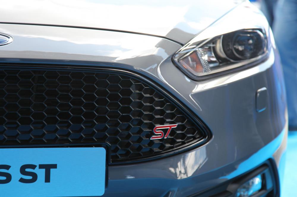  - Ford Focus ST restylée