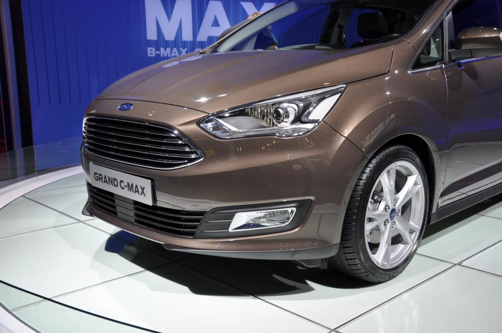  - Ford Grand C-Max Facelift 2015