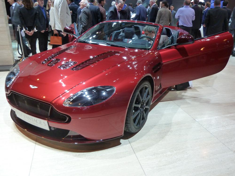  - Aston Martin V12 Vantage S