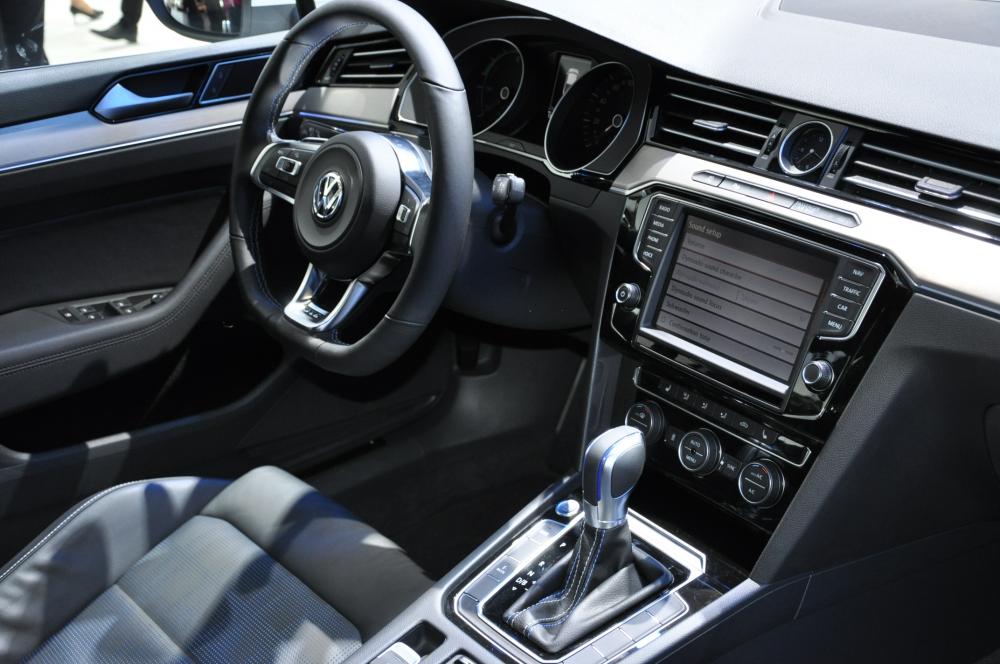  - Volkswagen Passat GTE