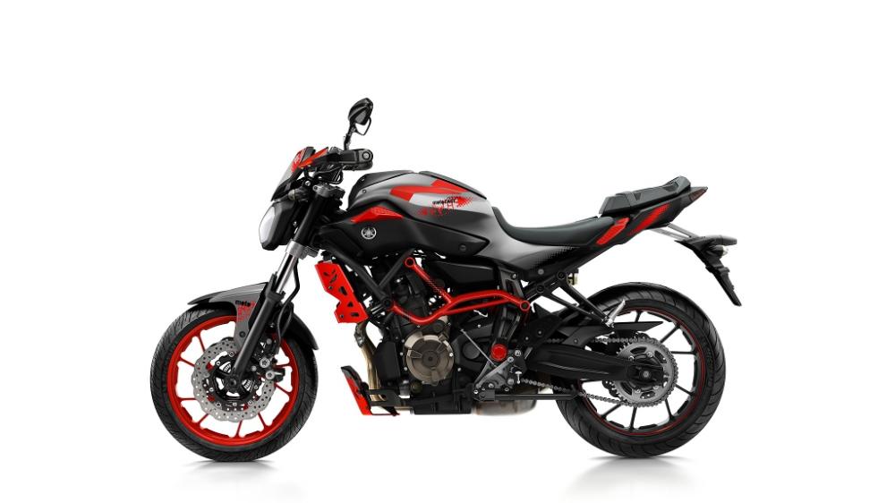  - Nouveauté 2015 - Intermot - Yamaha MT-07 Moto Cage